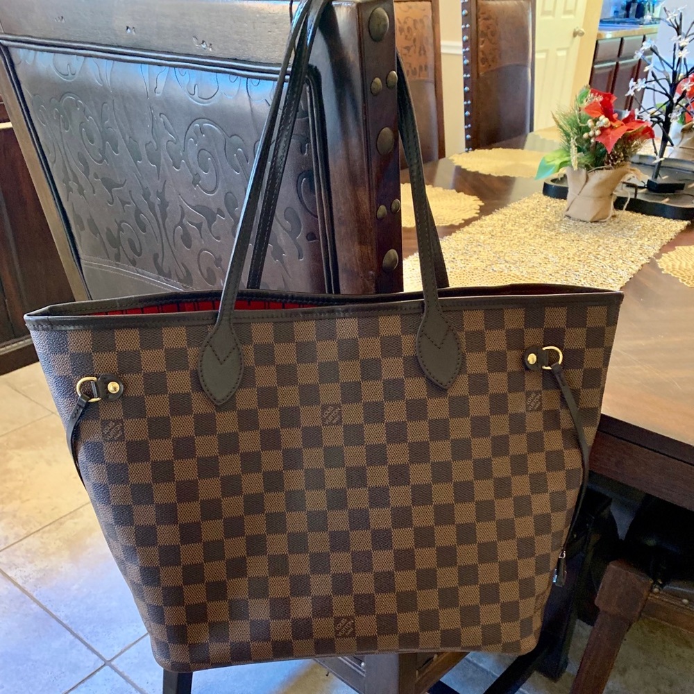 Authentic Louis Vuitton Damier Ebene Neverfull MM